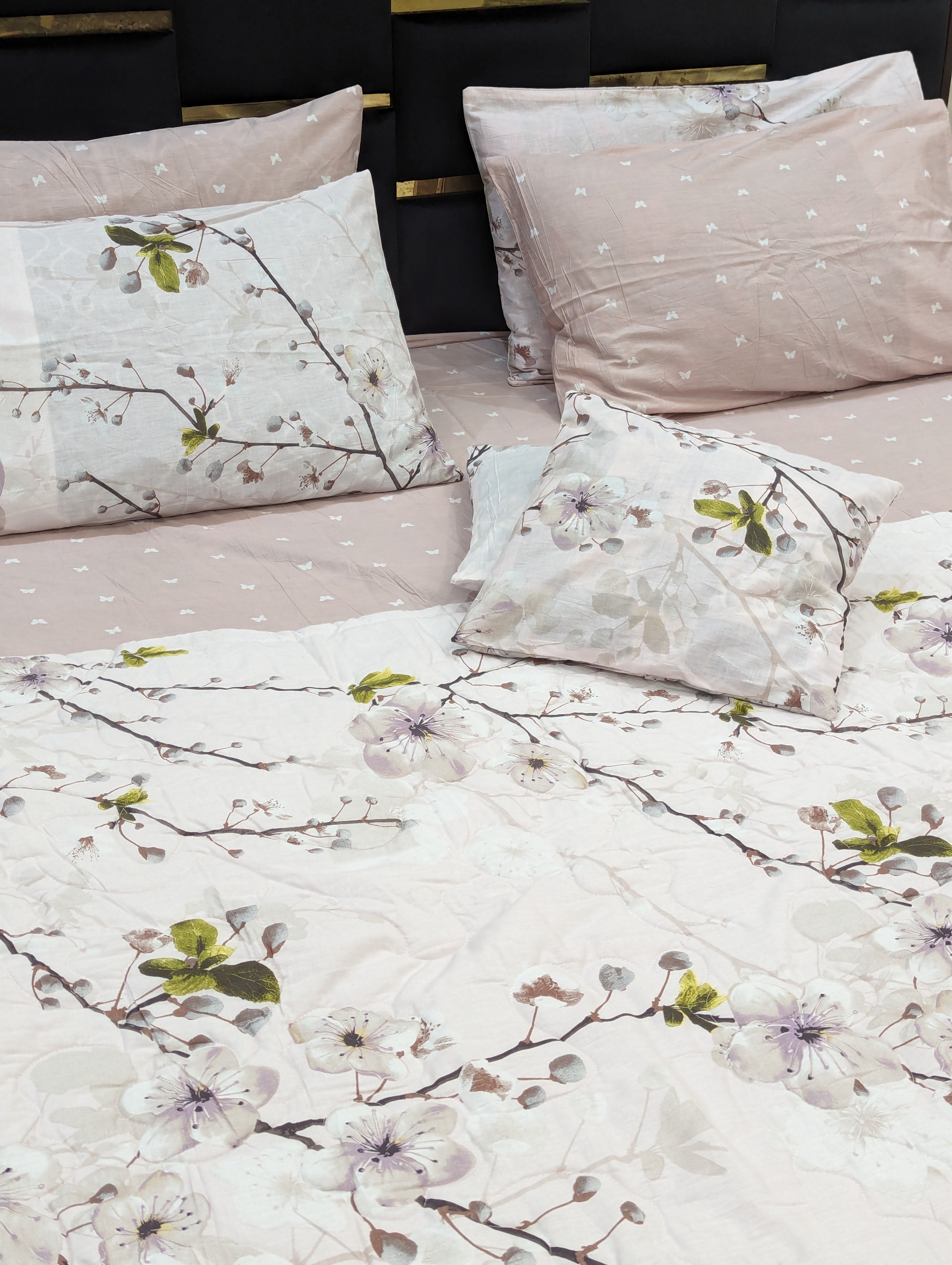 8 Pieces Pure Cotton Comforter set -