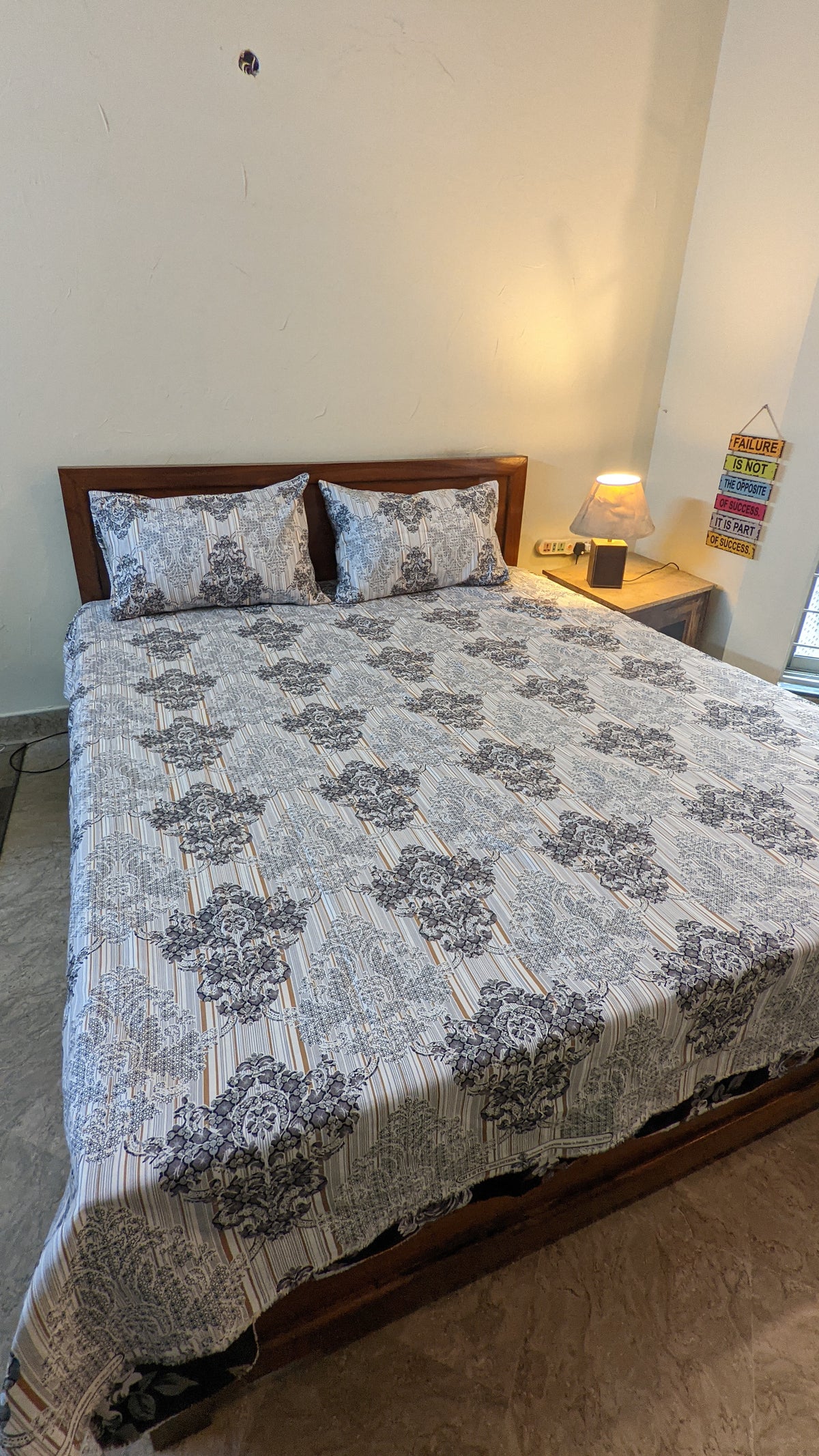 Crystal Cotton Bedsheet with 2 pillow covers