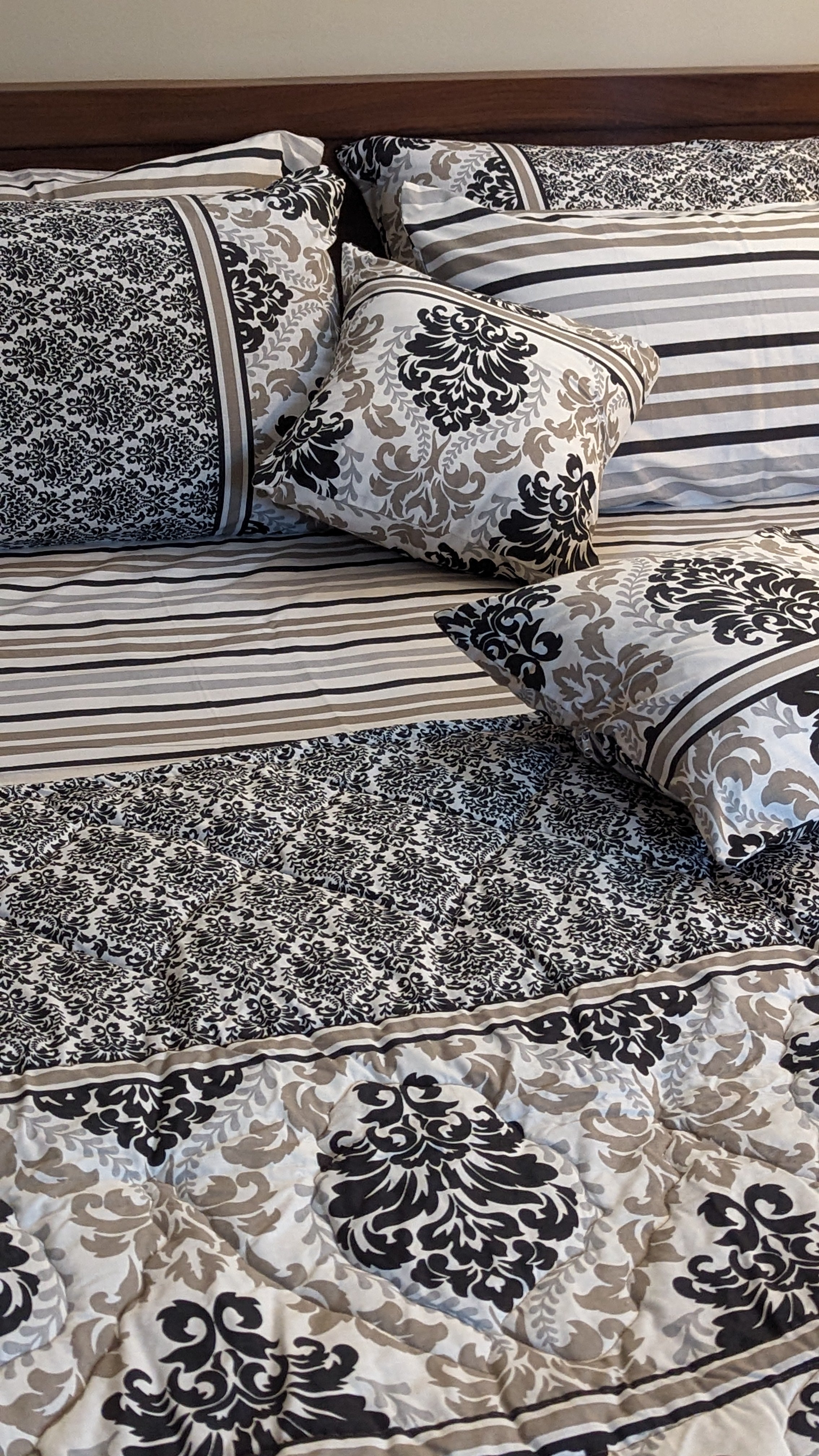 8 Pieces Pure Cotton Comforter set