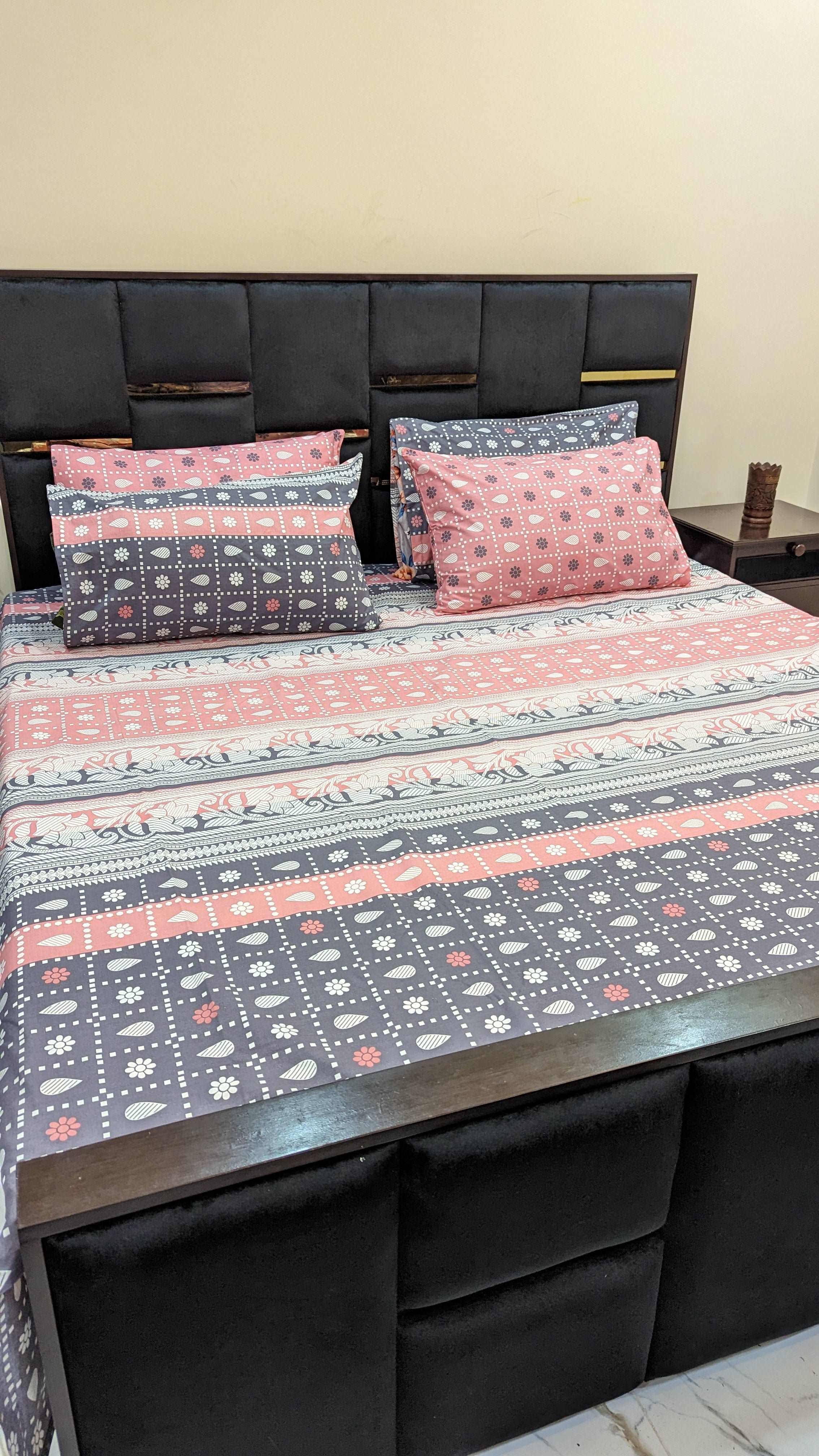 5 Pieces Pure Cotton Bedsheet