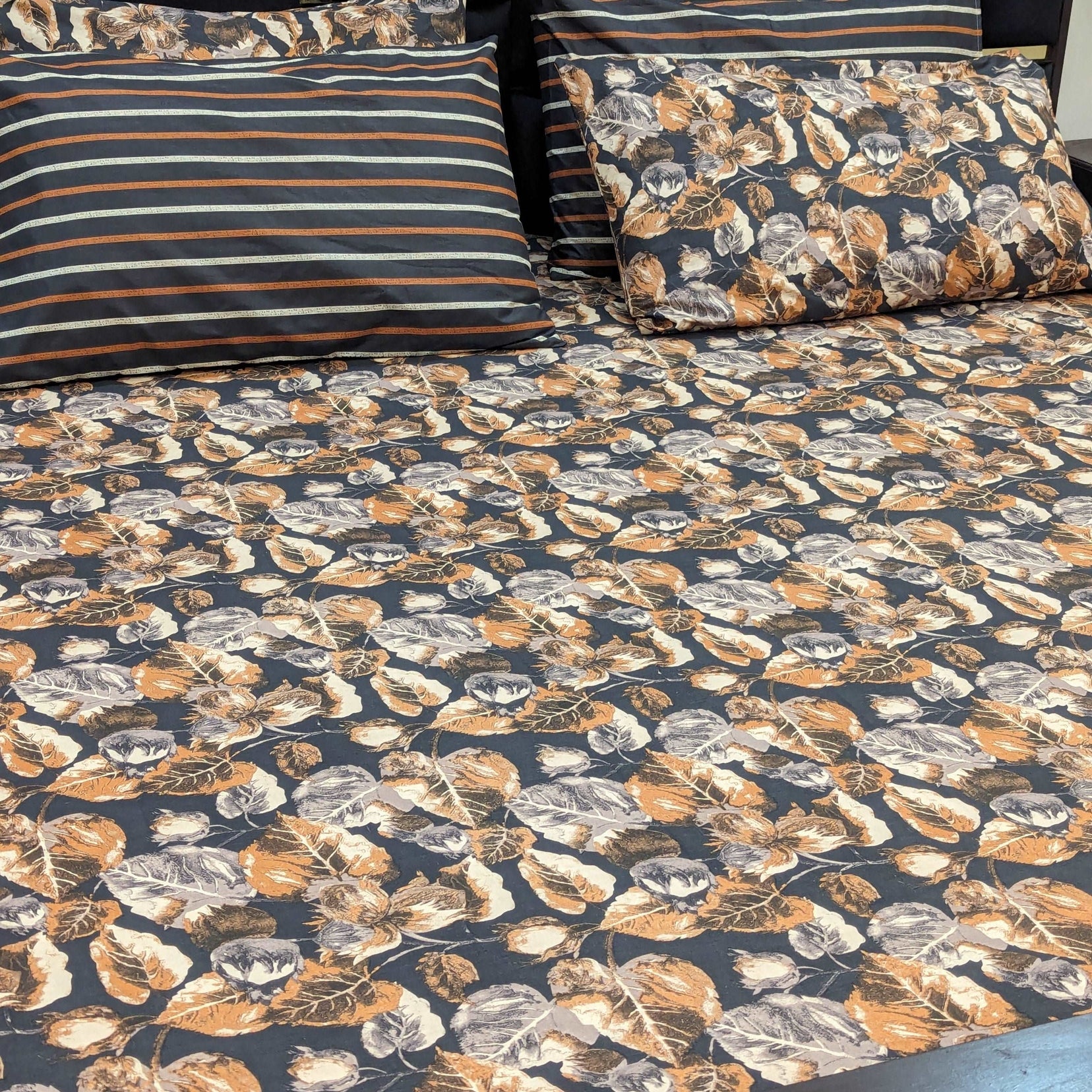 5 Pieces Pure Cotton Bedsheet