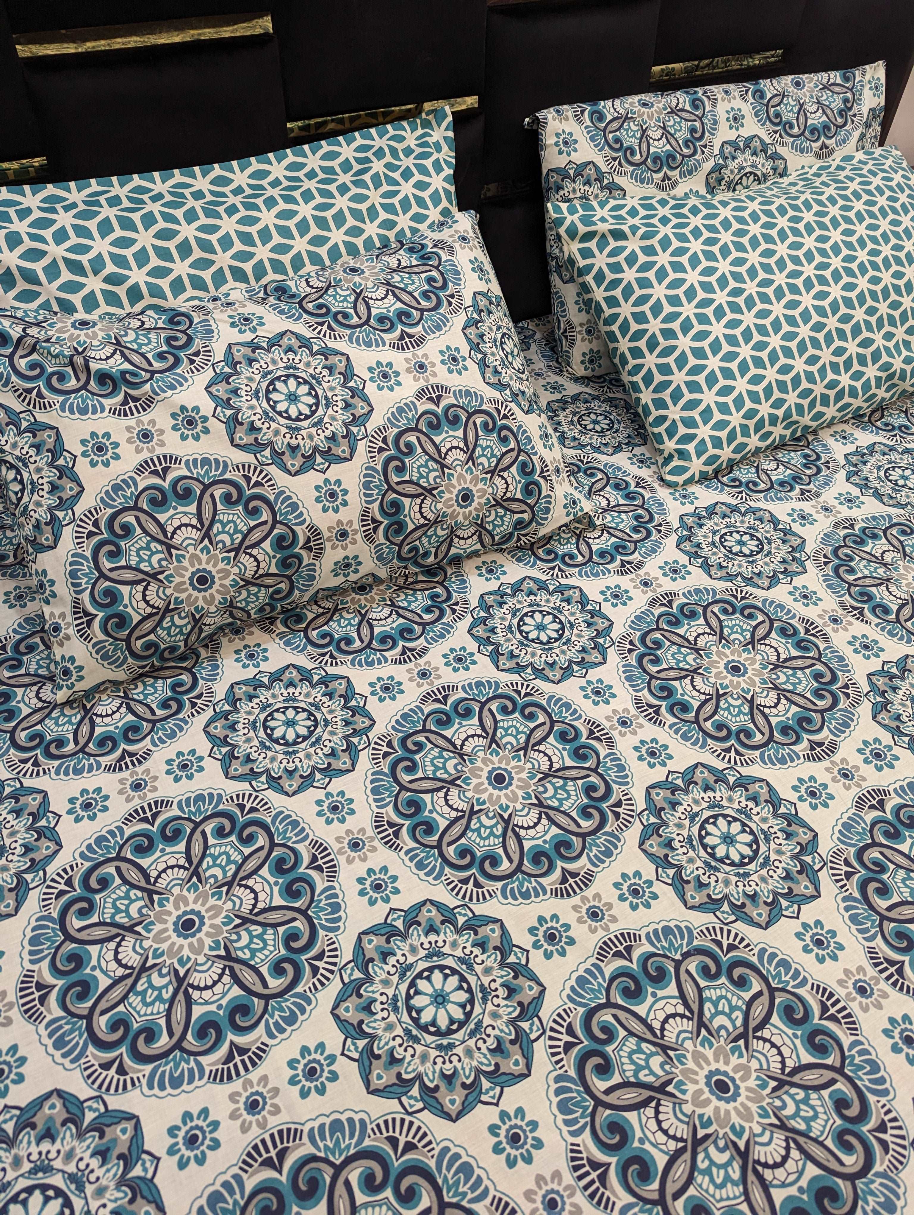 5 Pieces Pure Cotton Bedsheet