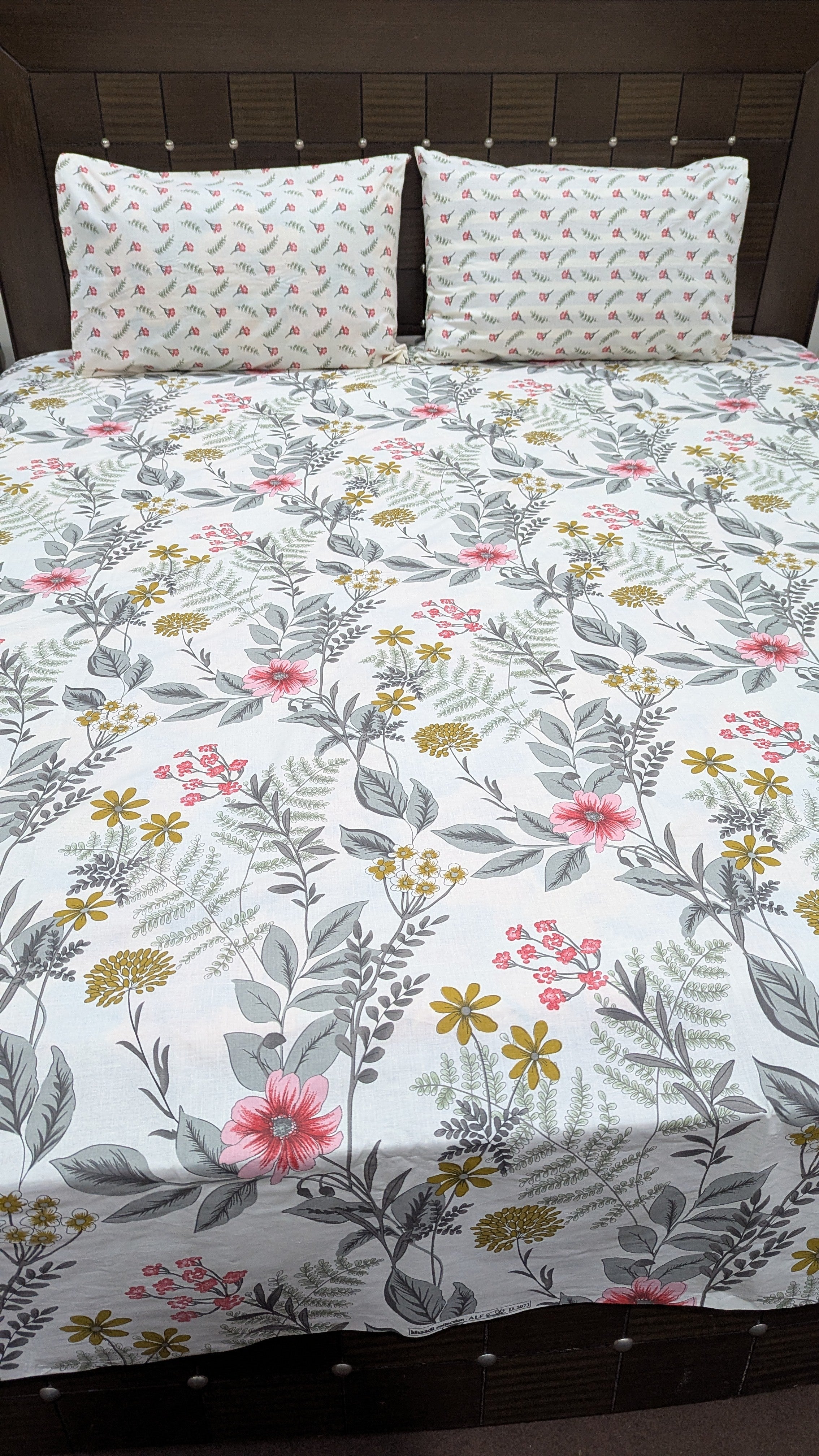3 Pieces Pure cotton Bedsheet