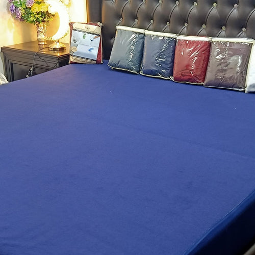 Mattress protector fitted corner