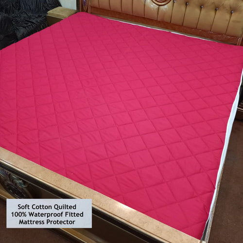 Quilted mattress cover detail
