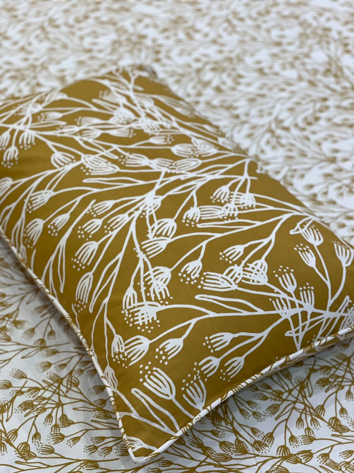 8 Pieces Export Quality Cotton Comforter set