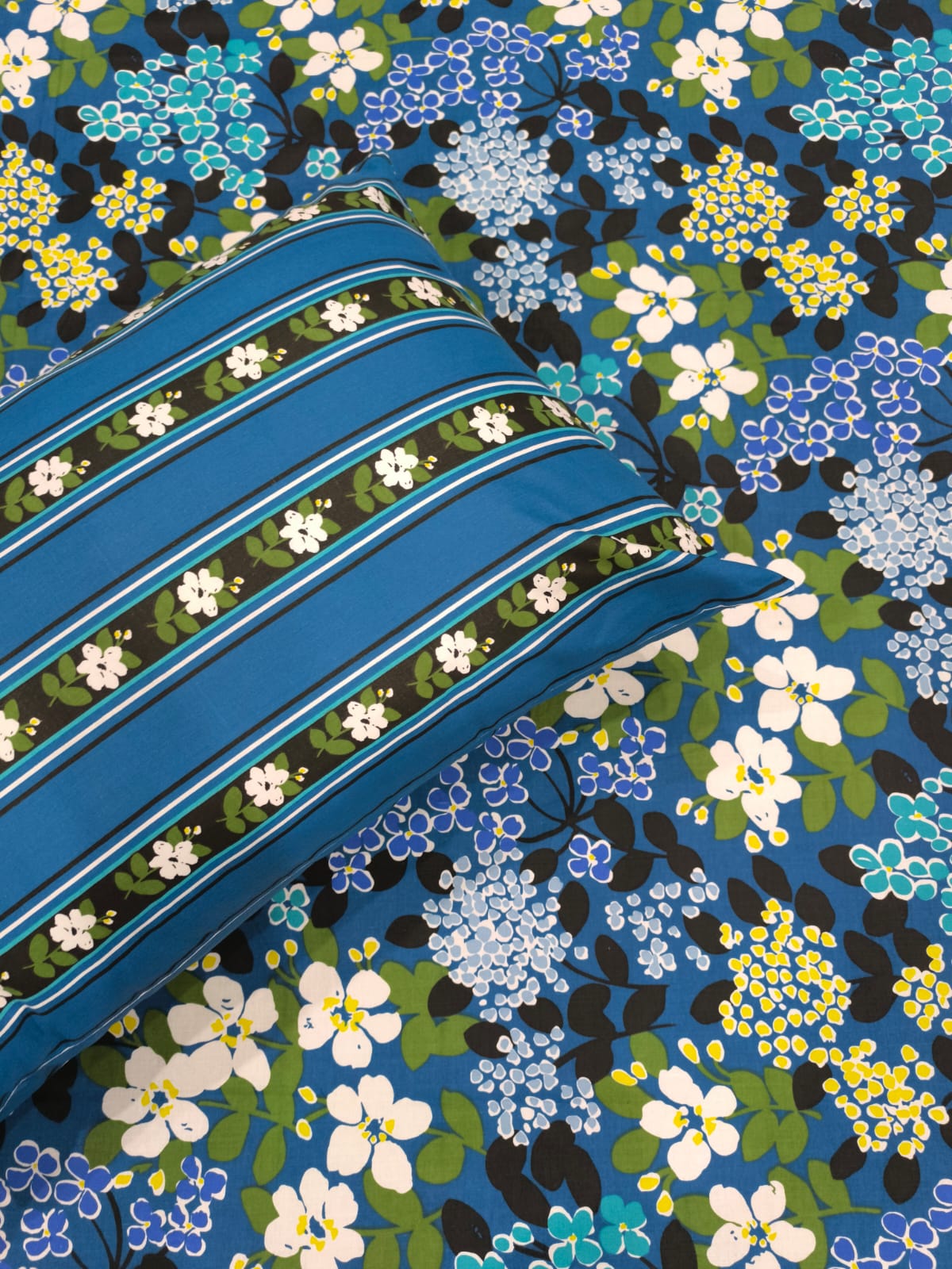 5 Pieces Pure Cotton Bedsheet