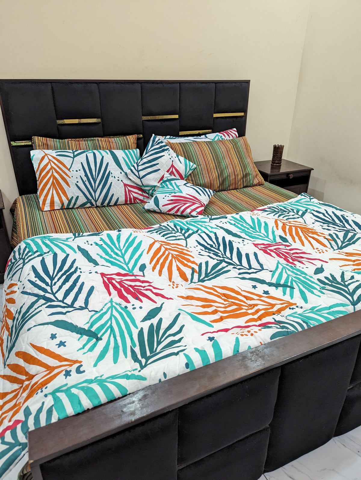 8 Pieces Export Quality Cotton Comforter set