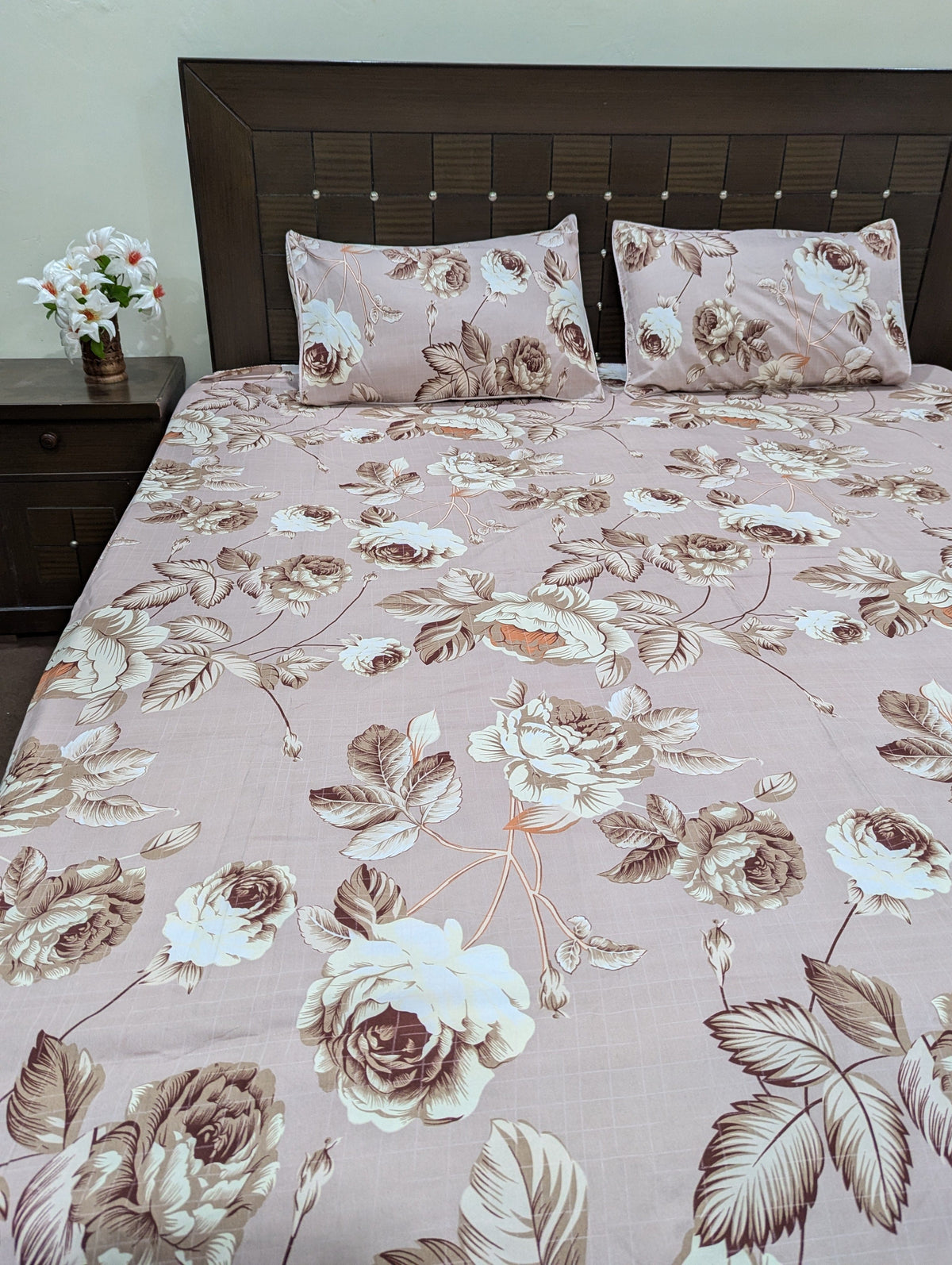 Crystal Cotton Bedsheet with 2 pillow covers
