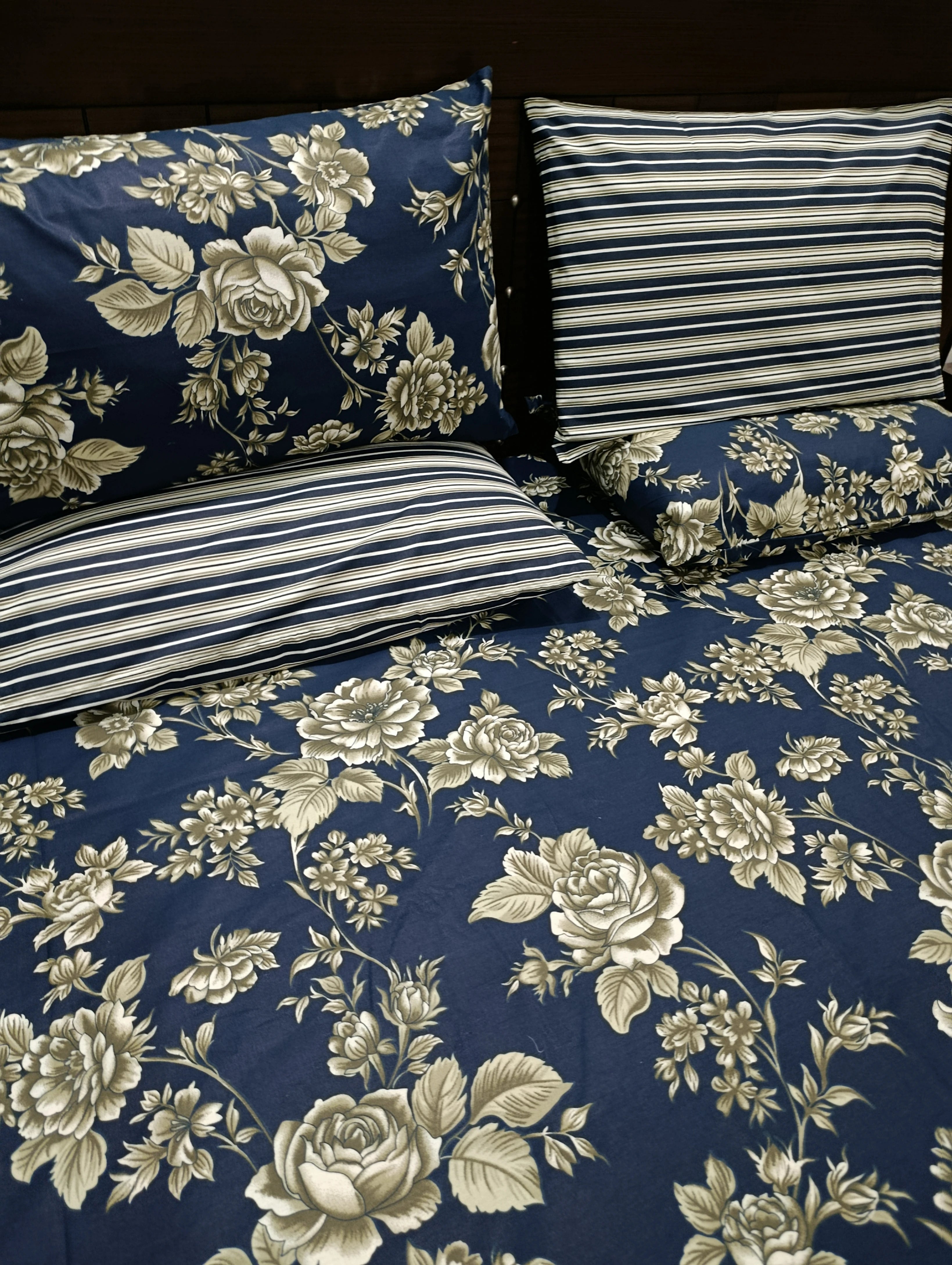 5 Pieces Pure Cotton Bedsheet