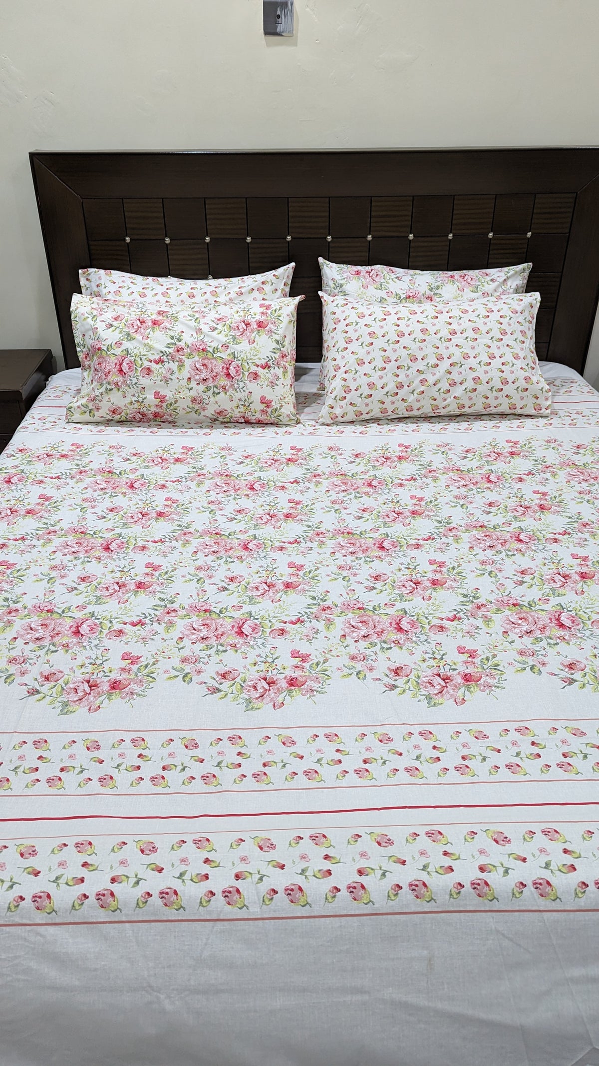 5 Pieces Pure Cotton Bedsheet