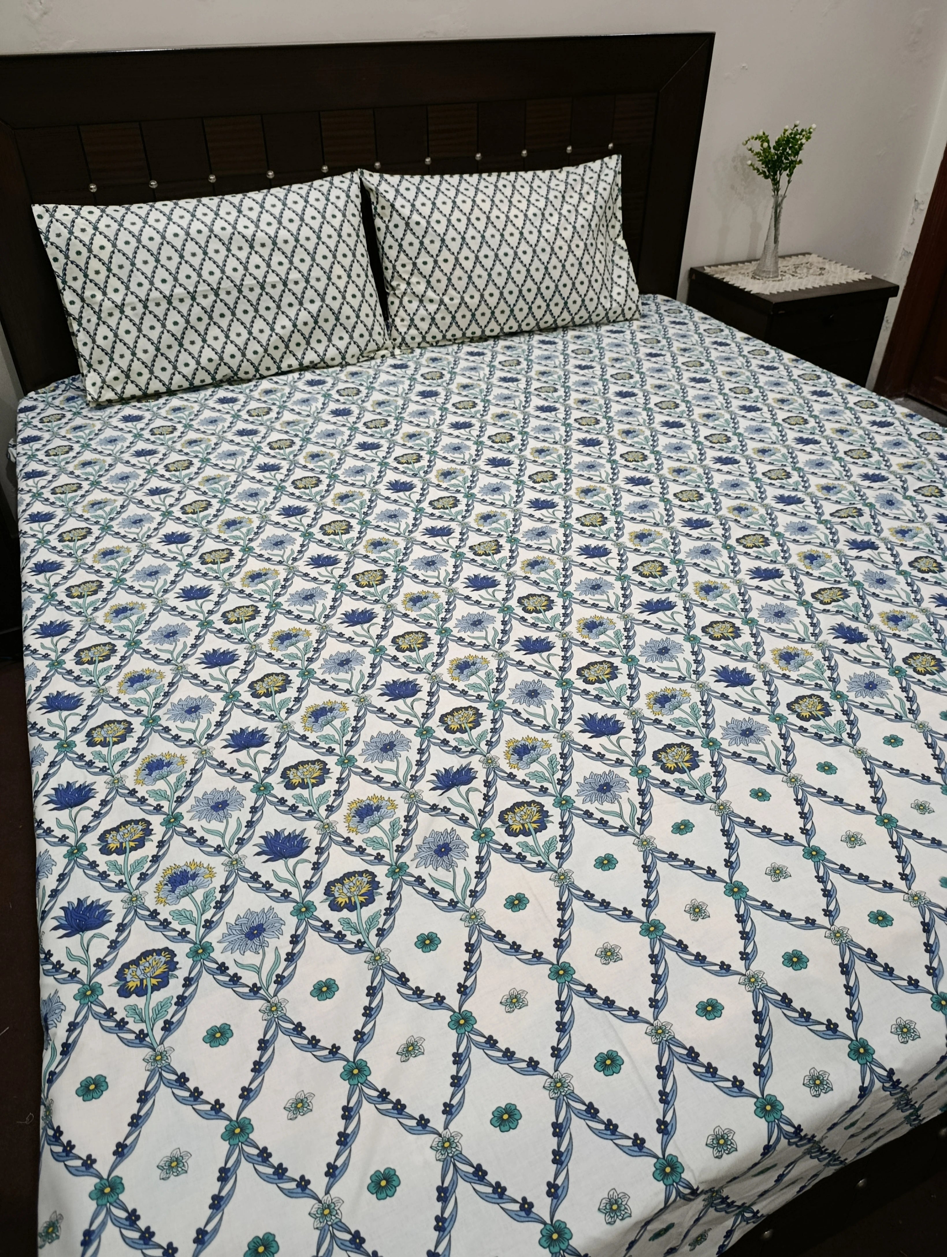 5 Pieces Pure Cotton Bedsheet